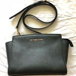Michael Kors Selma Leather crossbody